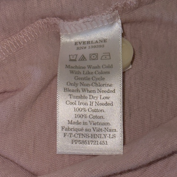 Everlane Pink 100% Cotton 2 Button Long Sleeve Henley - Picture 5 of 5